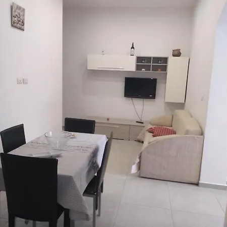 Apartament House Holidays A.s. Katania