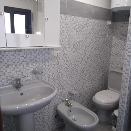 House Holidays A.s. Apartament *